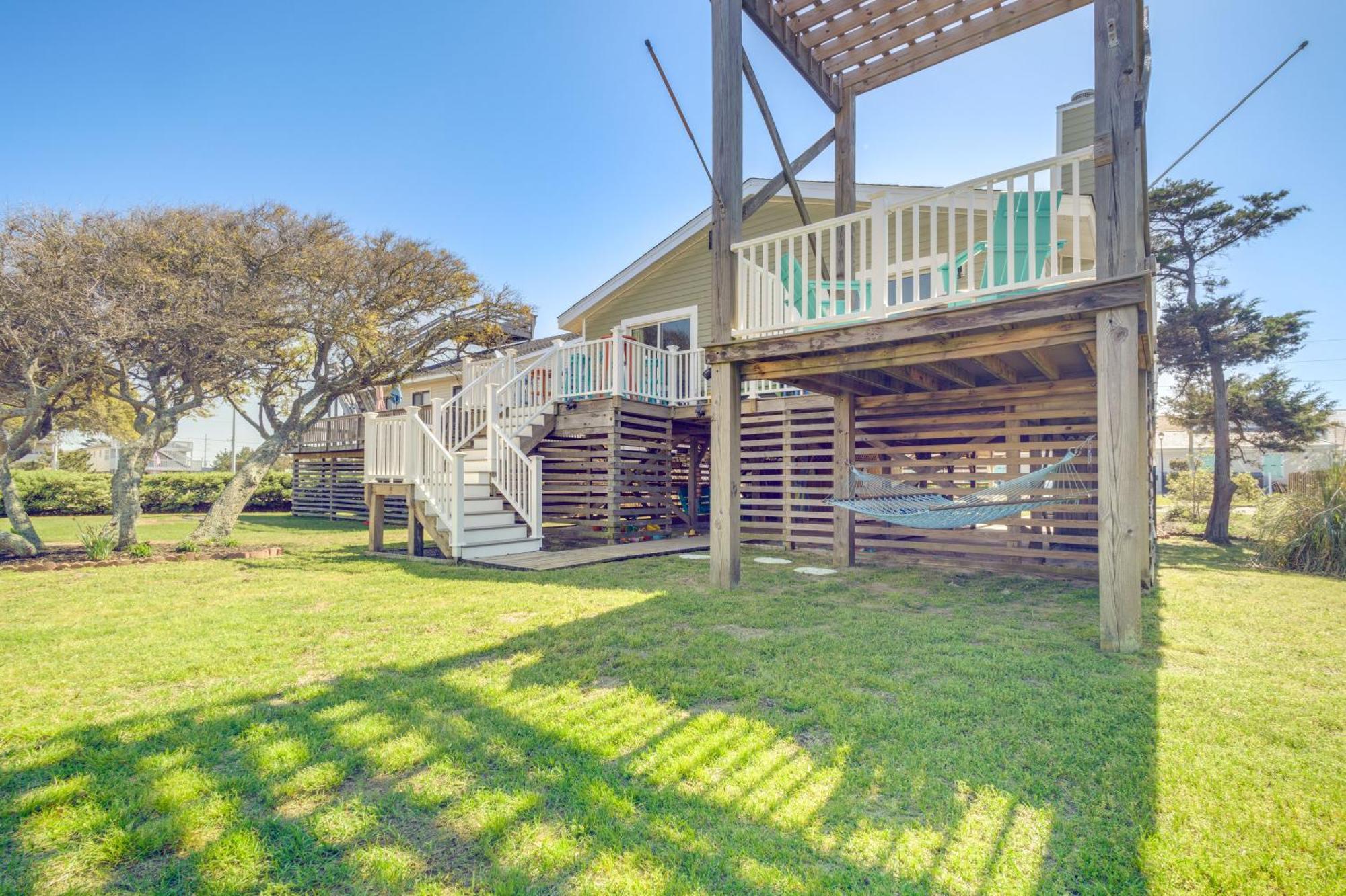 Coastal Home With Deck And Outdoor Shower Kill Devil Hills Eksteriør billede