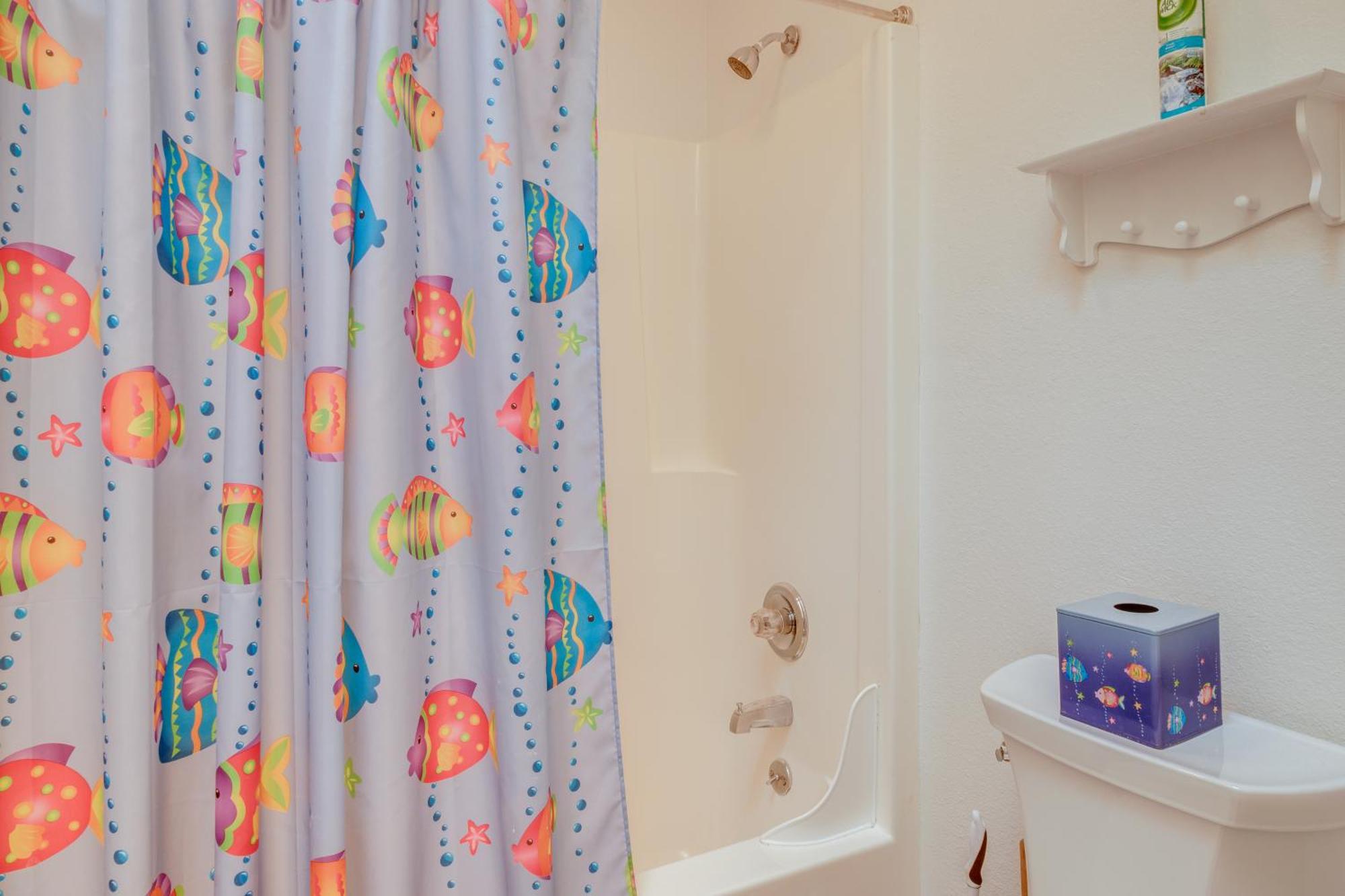 Coastal Home With Deck And Outdoor Shower Kill Devil Hills Eksteriør billede